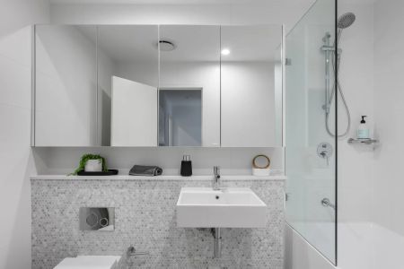 STYLISH MODERN APARTMENT - Photo 3