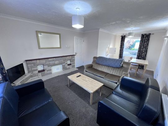 3 bedroom detached house to rent - Photo 1