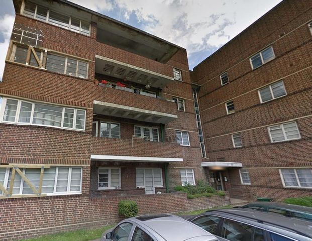 Herne Hill, London SE24 - Photo 1