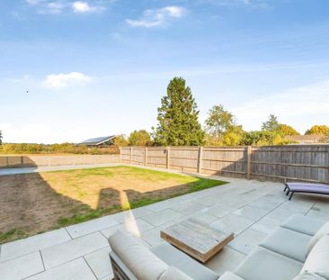 3 bedroom detached house to rent - Photo 5