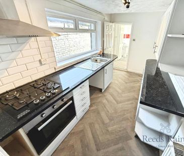 2 bedroom terraced house to rent - Photo 6