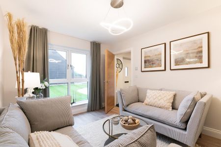 5 bedroom detached house to rent - Photo 2