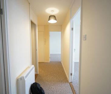 3 bedroom apartment to rent - Photo 5