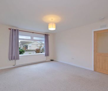 17 Martin Avenue, AB39 2LZ, Stonehaven - Photo 2