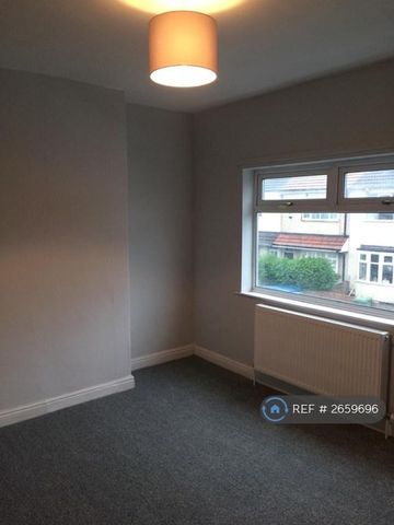 3 bedroom terraced house to rent - Photo 3