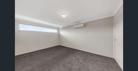 Stunning Modern Townhouse! - Photo 4