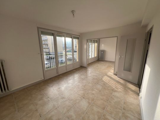 Location - Appartement T4 - 67 m² - Pont-de-Roide-Vermondans - Photo 1