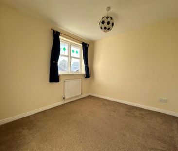 4 bedroom detached house to rent - Photo 3