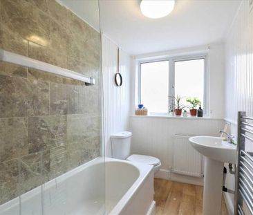 2 bedroom terraced house to rent - Photo 6