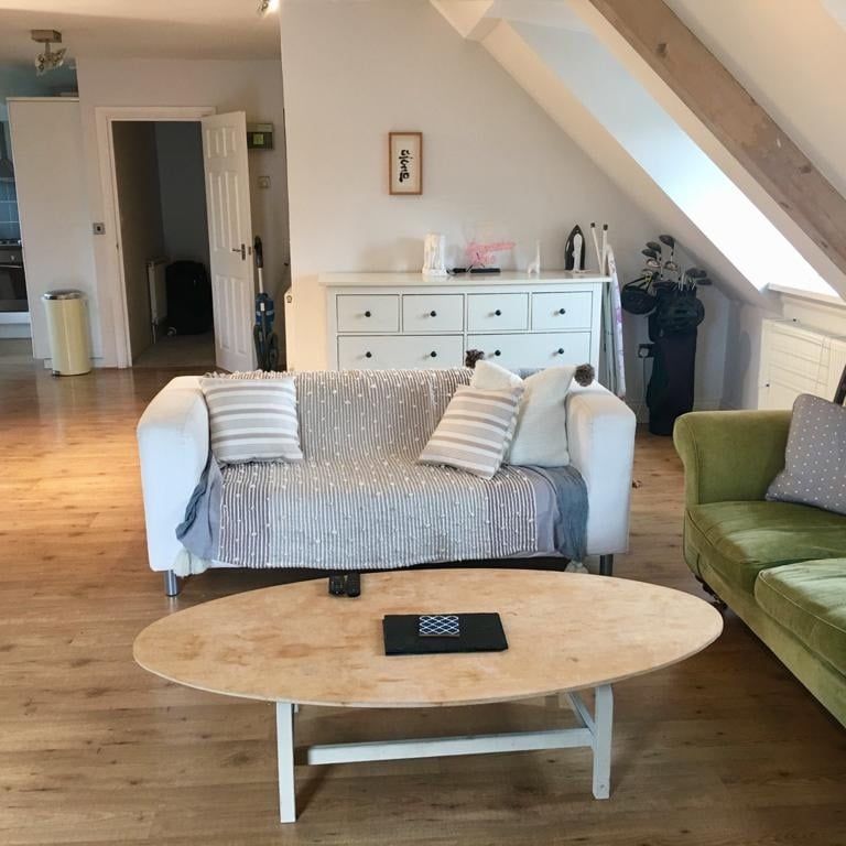 3 Bed Penthouse, Lenham Rd., SE12 - Photo 1