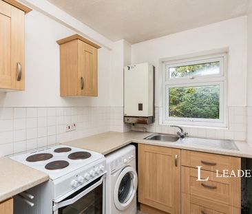apartment to rent Raglan Road, GU21 - Photo 1