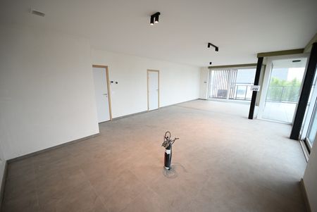 RUIM (125,75m²) 3-slpk-HOEKappartement met OPEN ZICHT op VELDEN! - Photo 5