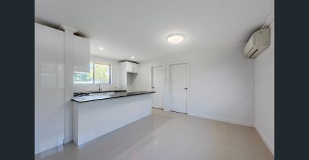 Freshly painted modern 2 bedroom granny flat with good side yard & garden shed - Photo 4