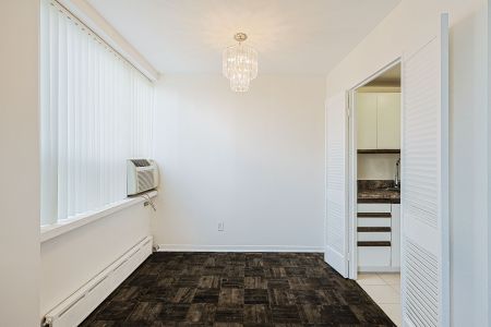 For Lease - 485 Kingston Road Unit# 615, Toronto, Ontario - Photo 5