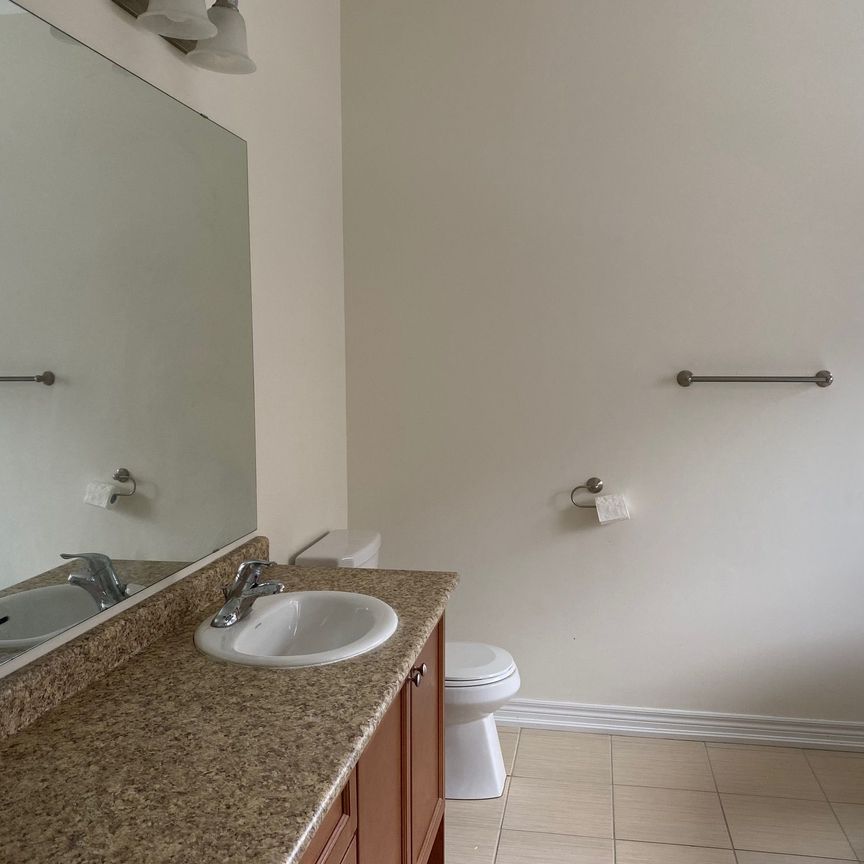 For Lease - 19 Hancock Street, Aurora, Ontario - Photo 1