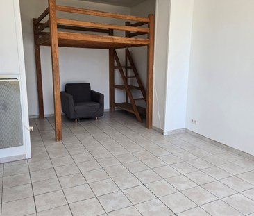 Location Appartement 1 pièce 34m² MARSEILLE 4ème - Photo 1