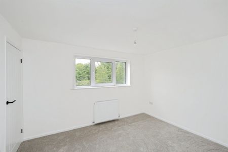 Farm Road, NEATH - Photo 3