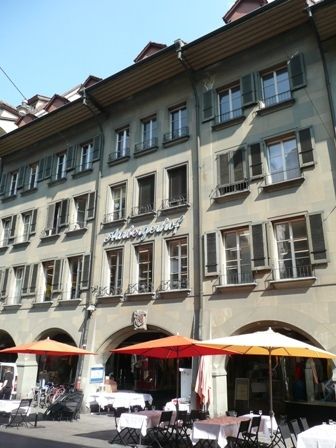 Luxuriöses Wohnen oberhalb des legendären Aarbergerhofs! - Photo 2