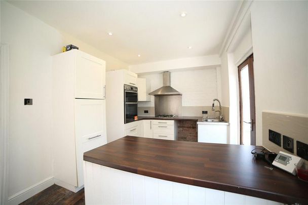 3 bedroom semi-detached house to rent - Photo 1