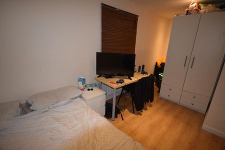 3 bedroom townhouse to rent - Photo 3