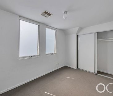 Open the Door to Modern Living - Photo 2