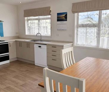 32 Grey Street, Normanby - Photo 4