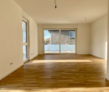 Moderne 3-Zimmerwohnung in citynaher Lage mit großem Balkon! - Photo 1