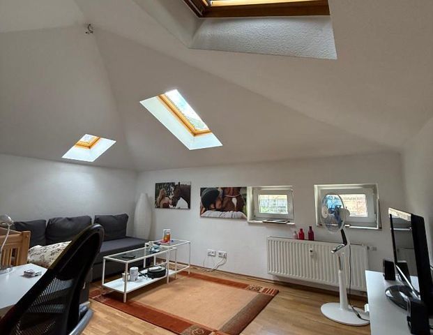 Zentrumsnah Wohnen * Maisionette * im Hinterhaus * Stellpaltz * - Photo 1