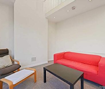 2 bedroom property to rent in London - Photo 2