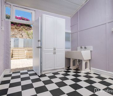 Cozy Cottage Charm - Photo 6