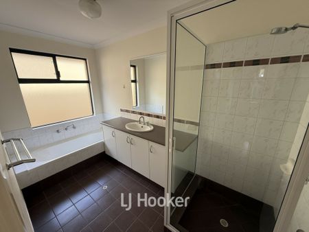 2/92 Fairbairn Road, Busselton WA - Photo 5