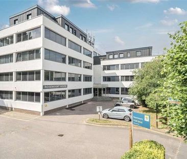 West Byfleet, Surrey, KT14 - Photo 6