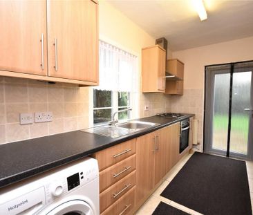 1 bedroom bungalow to rent - Photo 2