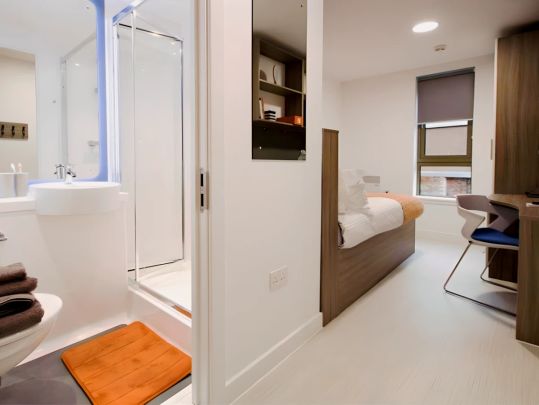 Bronze Plus Ensuite - Photo 1