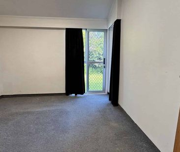 Waikanae - 3 Bedrooms - Photo 5