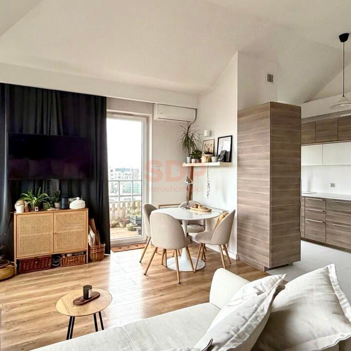 Wysokie mieszkanie z pięknym widokiem + MP - Photo 1