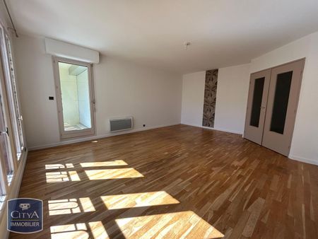 Location Appartement 4 pièces 82m² MACON 71000 - Photo 3