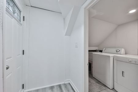 For Lease - 3783 Keenan Crescent Unit# Main, Mississauga, Ontario - Photo 2