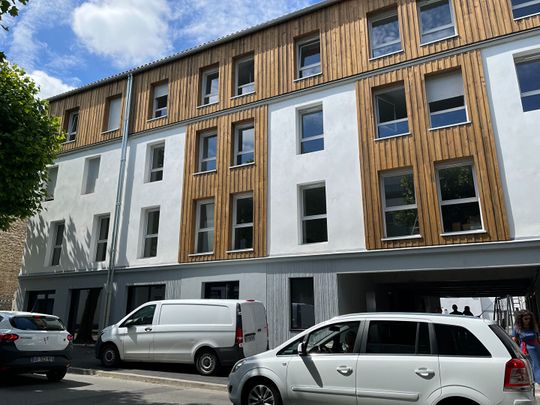Location appartement 2 pièces, 45.00m², Rochefort - Photo 1
