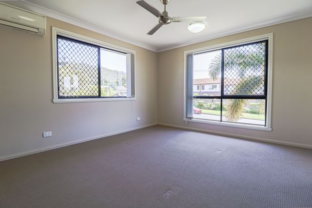 MODERN 3 BEDROOM HOME CLOSE TO CBD! - Photo 1