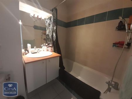 Location Appartement 2 pièces 38m² AGEN 47000 - Photo 4