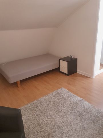 Gamla riksvägen, Kållered - Photo 3