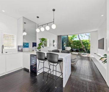 Architecturally Designed Coastal Residence – Moments from Bronte & ... - Photo 6