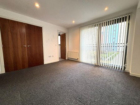 3 bedroom flat to rent - Photo 2