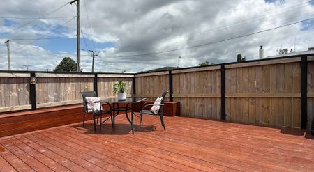 Character 1950s Cottage with Modern Comforts - Photo 4