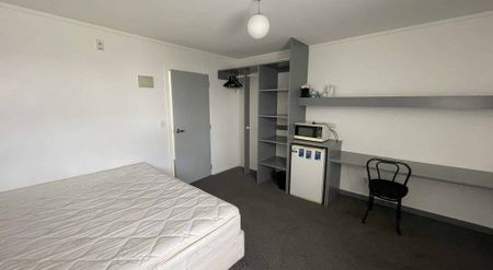 1 Room Available 2025 - Photo 2