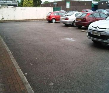 Holly House Fletcher Street Little Lever Bolton, BL3 - Photo 3