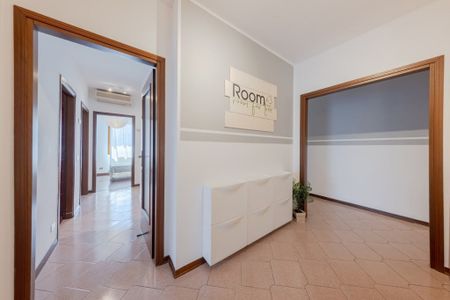 Via Urbino, Padova, Veneto 35142 - Photo 5