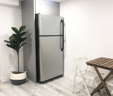 For Lease - 38 Wishing Well Drive Unit# C, Toronto, Ontario - Photo 1