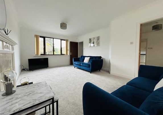 15 Midhurst Grove, Tettenhall - Photo 1